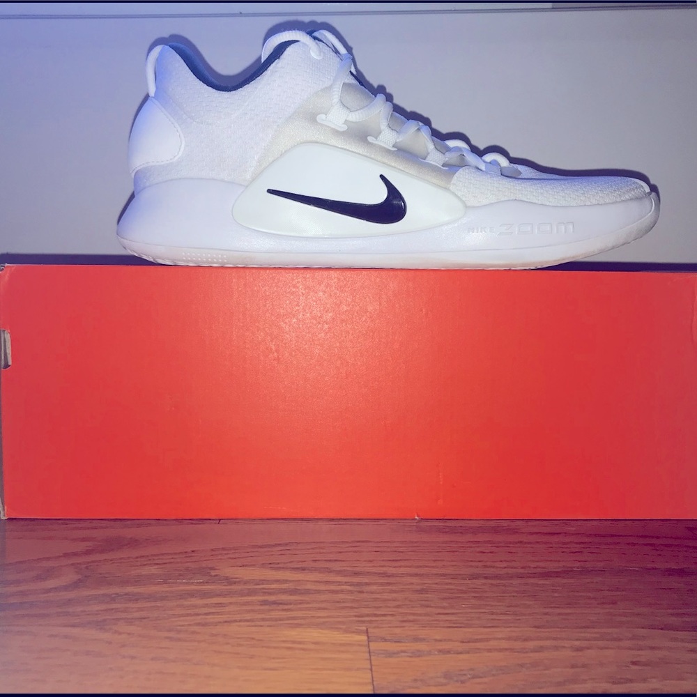 Hyper Dunk X Low TB White basketball shoe